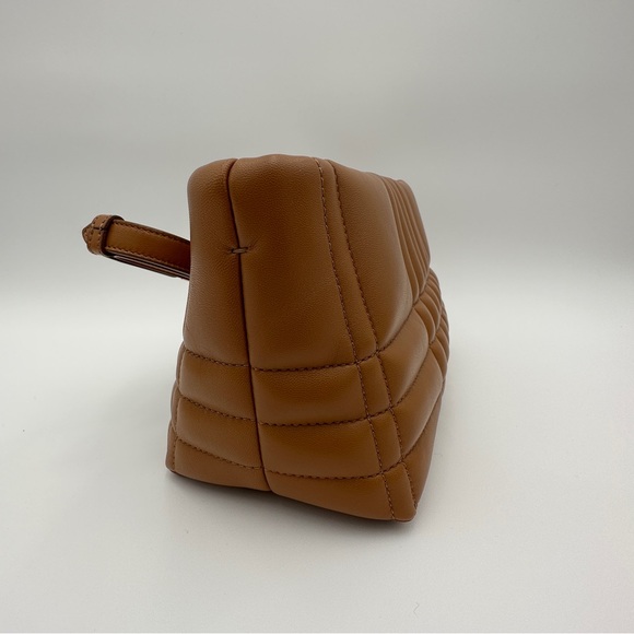 BURBERRY - LOLA SMALL QUILTED CROSSBODY BAG MAPLE BROWN - Picture 6 of 16